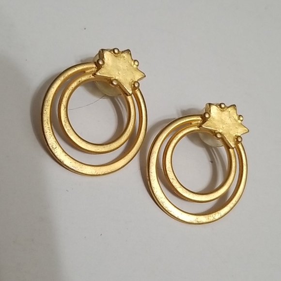 Vintage Jewelry - Vintage gold star stud hoop earrings
